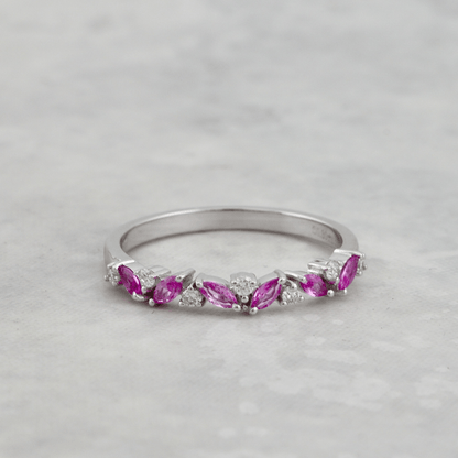 Bague semi-éternité Marquise en or 14K - 18K, diamants et saphirs