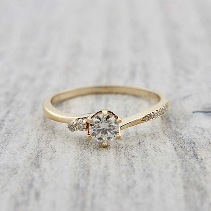 Bague solitaire en or 10K ou argent sterling et moissanites