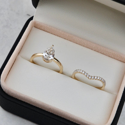 Bagues ensemble d’alliances diamants poire