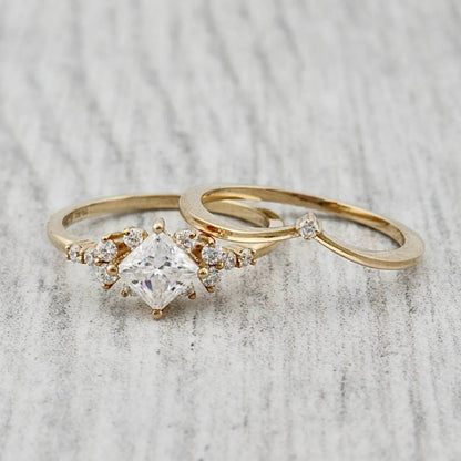 Bagues Ensemble d'alliances Princesse en or 10K et moissanites