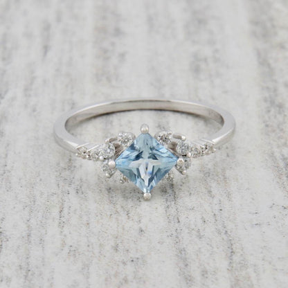 Bagues Princesse en or 14K - 18K, aigue-marine et diamants