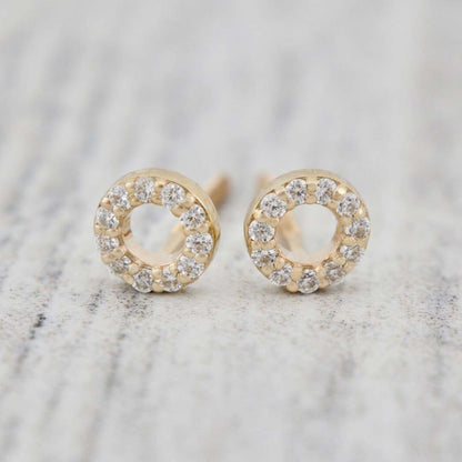 Boucles d'oreilles Cercles en or 10K et moissanites