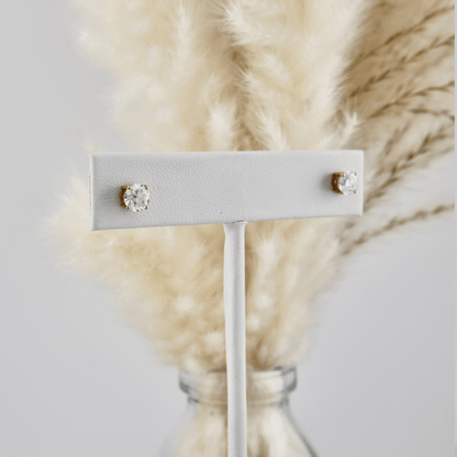 Boucles d'oreilles Classiques en or jaune ou blanc 10K et moissanites