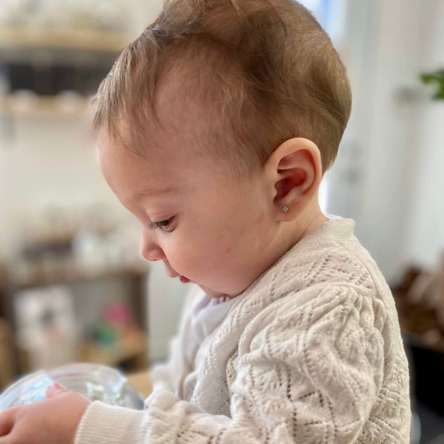 Boucles d'oreilles Les minis Carrés en or 10K et moissanites