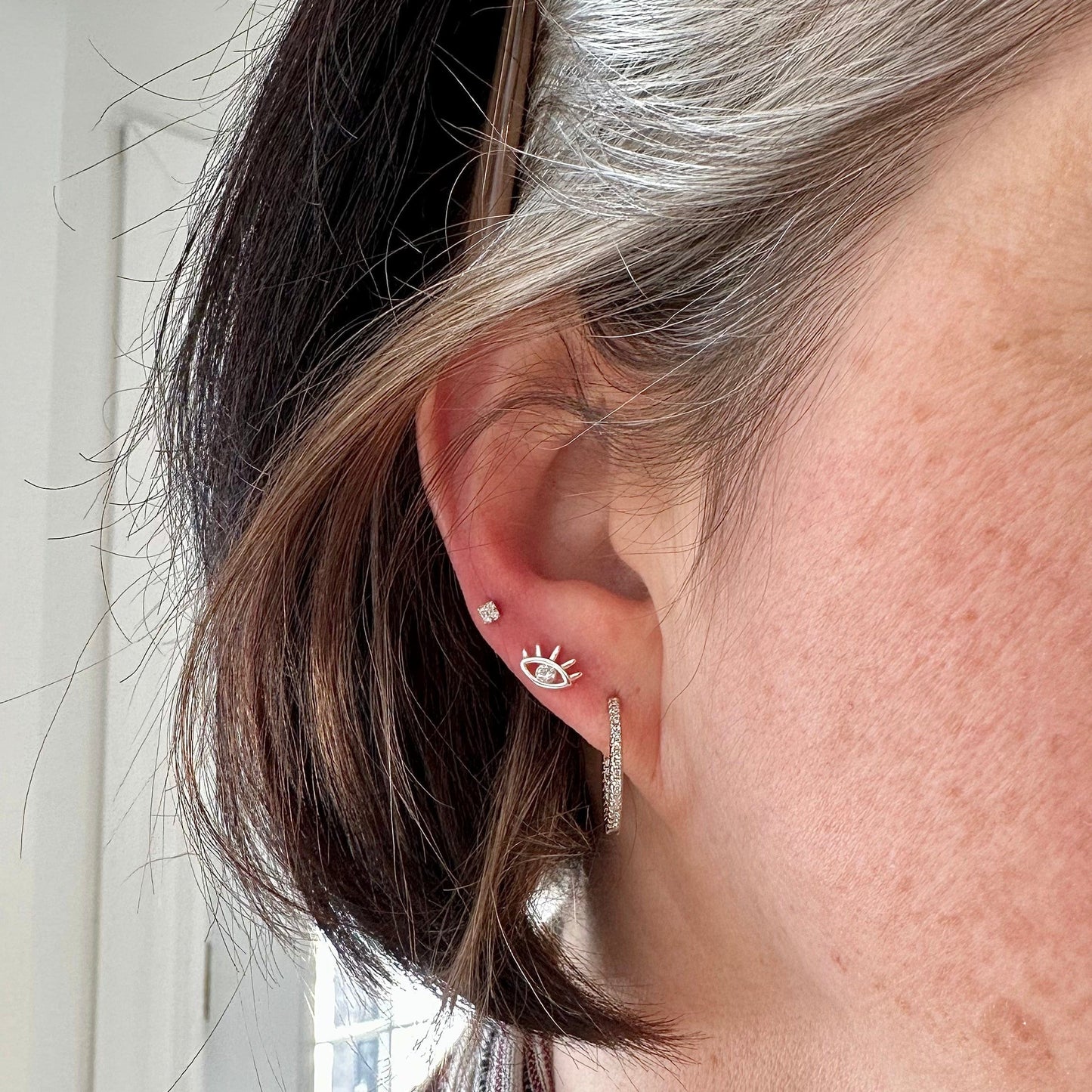 Boucles d'oreilles Les minis Carrés en or 10K et moissanites