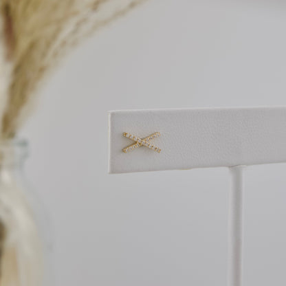 Boucles d'oreilles X en or 14K et moissanites