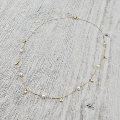 Collier en or 14K serti de diamants et perles