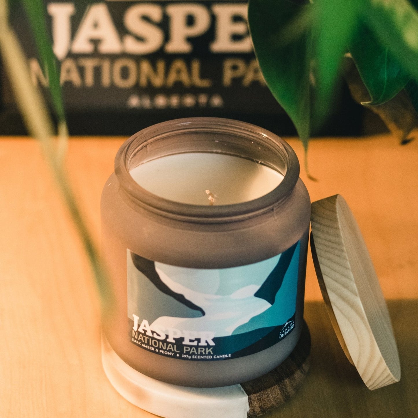 Jasper National Park 'DARK AMBER & PEONY' Scented Candle