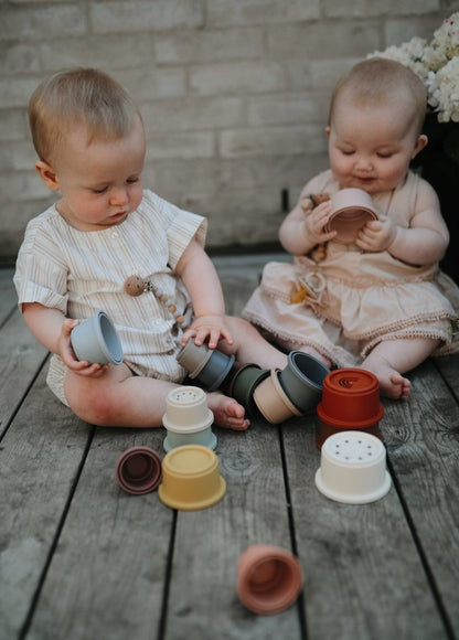 Stacking cups Toy-Retro