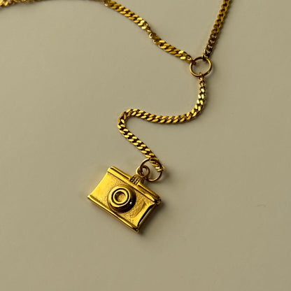 Making Memories Necklace- Gold
