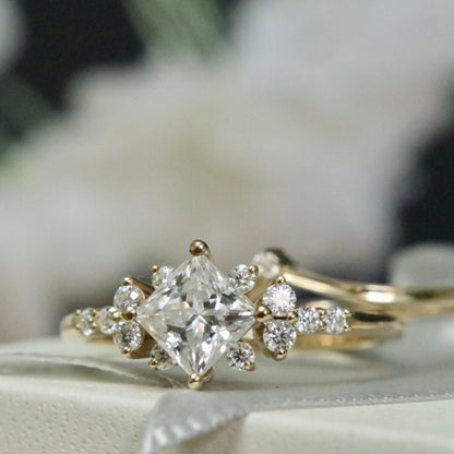 Bagues Ensemble d'alliances Princesse en or 10K et moissanites