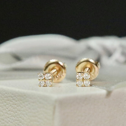 Boucles d'oreilles Les minis Carrés en or 10K et moissanites