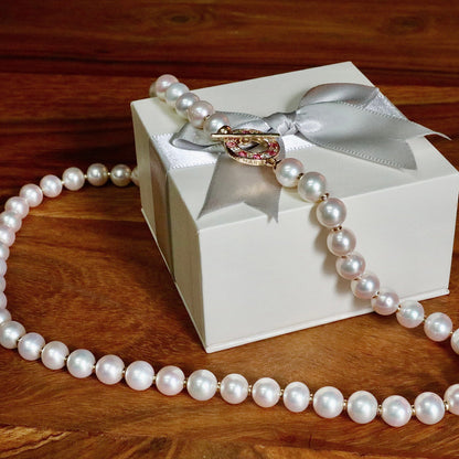 Collier de perles d'eau douce, or 14K serti de tourmalines et diamants