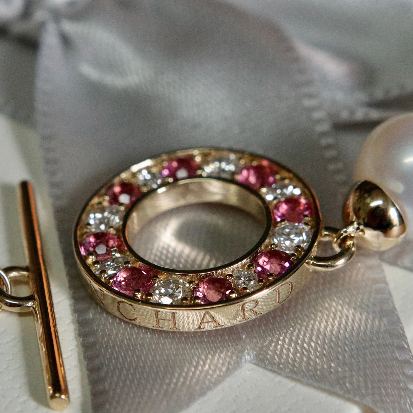 Bracelet de perles d'eau douce, or 14K serti de tourmalines et diamants