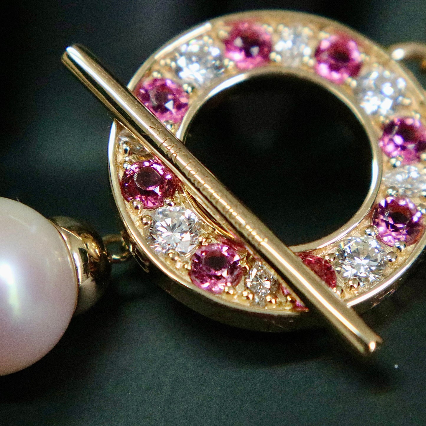 Bracelet de perles d'eau douce, or 14K serti de tourmalines et diamants