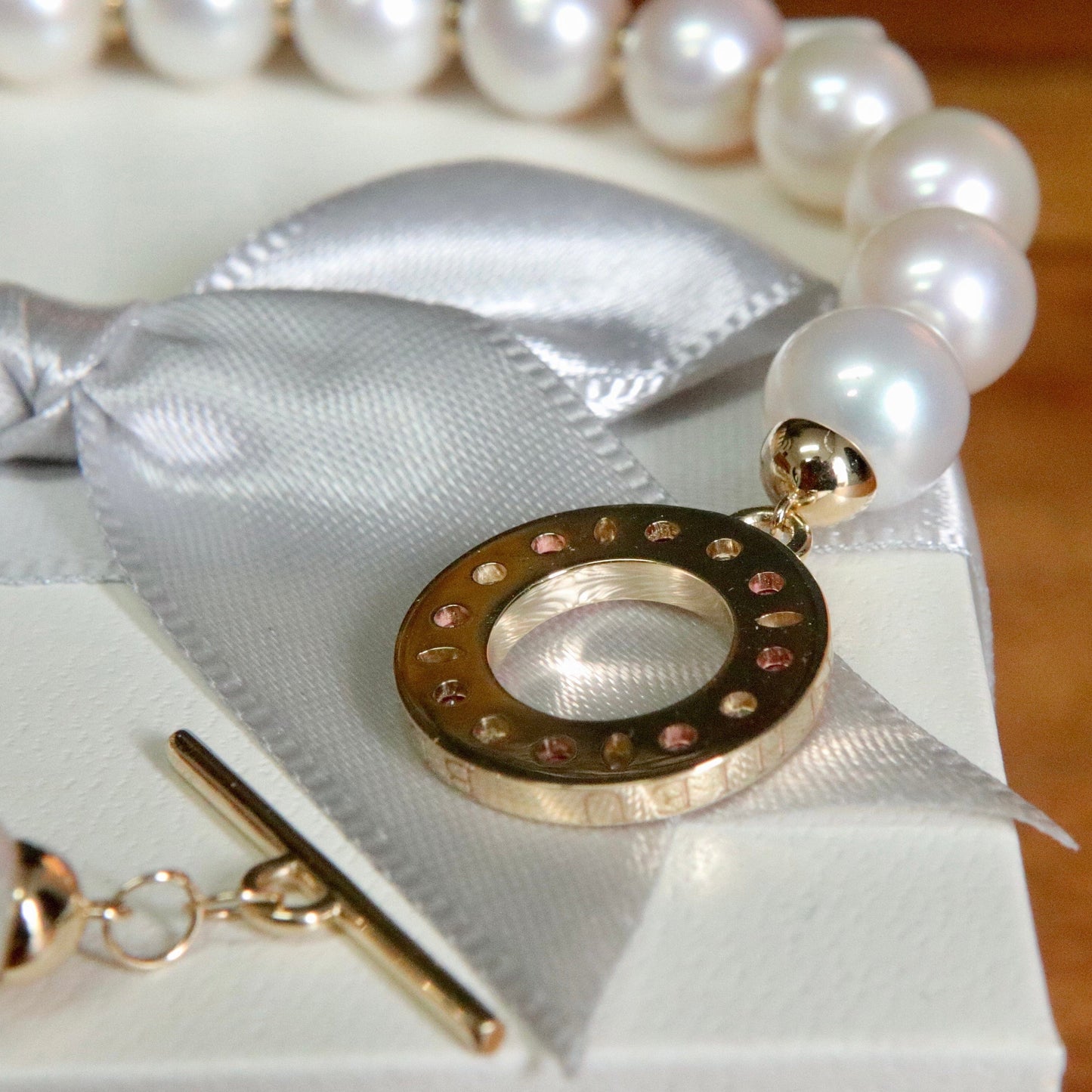 Bracelet de perles d'eau douce, or 14K serti de tourmalines et diamants