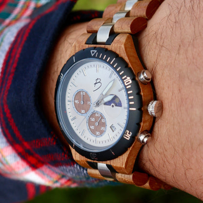 Montre Berthoud en bois de baril de whisky recyclé