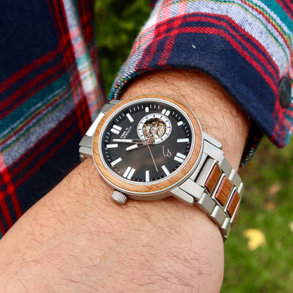 Montre Copernic en bois de baril de whisky recyclé