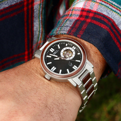 Montre Copernic en bois de noyer