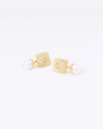 helena earrings