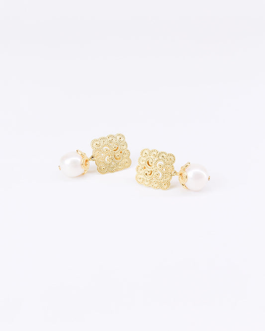 helena earrings