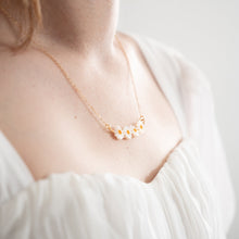 Load image into Gallery viewer, Field of Daisies Necklace
