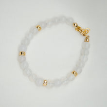 Load image into Gallery viewer, Vesta White Agate Bracelet

