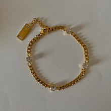 Load image into Gallery viewer, Nayva Stone Bracelet
