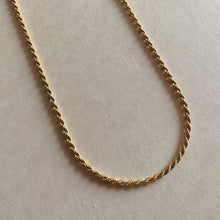 Load image into Gallery viewer, Slim Corde Necklace - Gold
